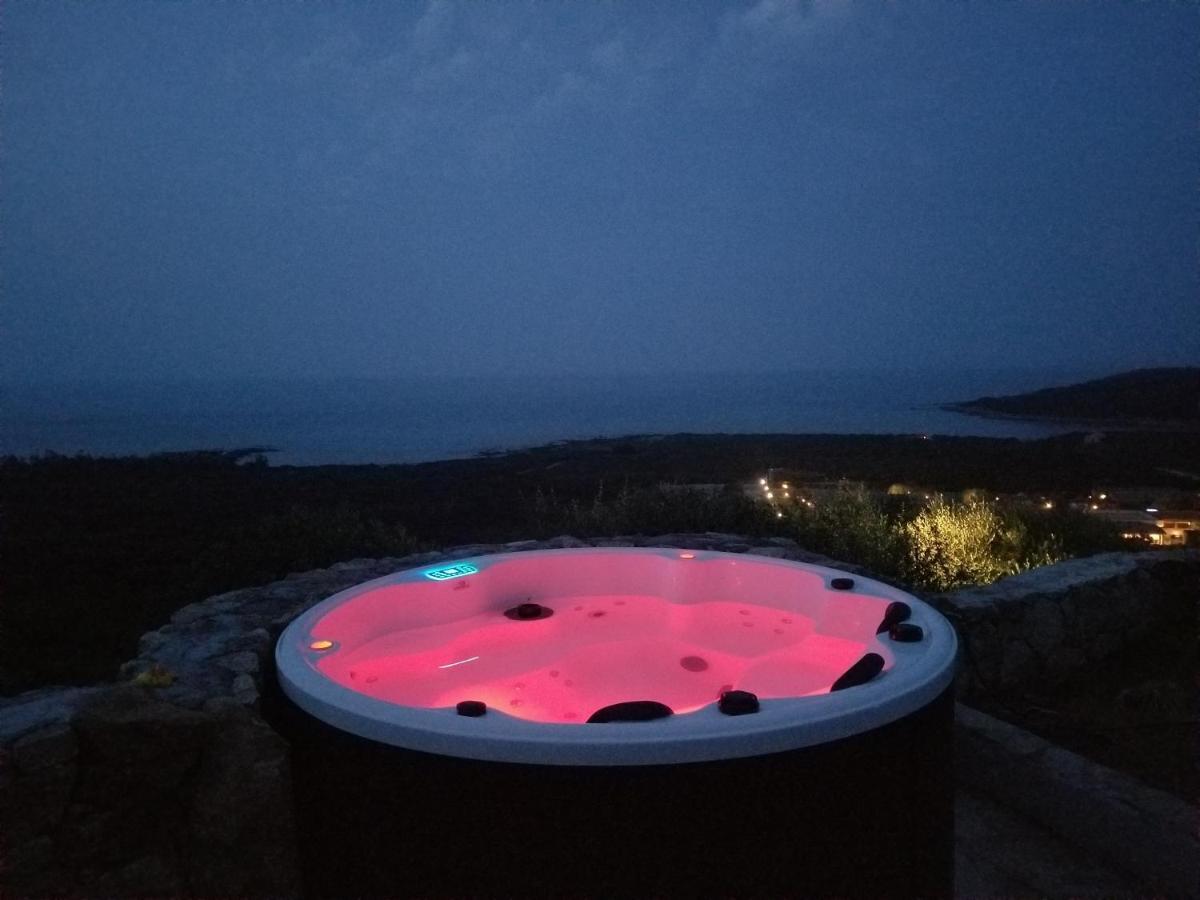 סאן תאודורו Villa Nel Villaggio Costa Caddu San Teodoro מראה חיצוני תמונה